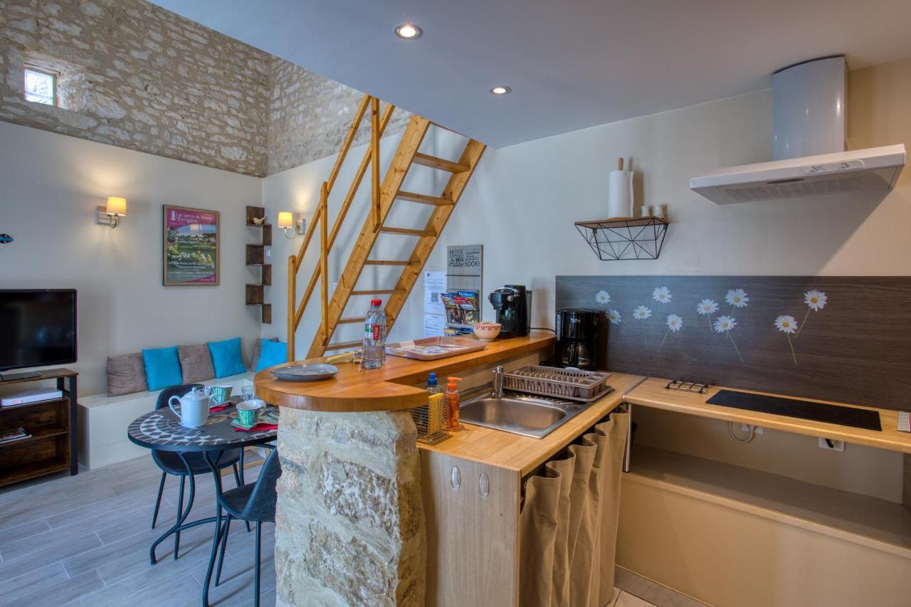 Domaine Des Pierres Blanches - Gite La Salamandre Villa Carlux ภายนอก รูปภาพ