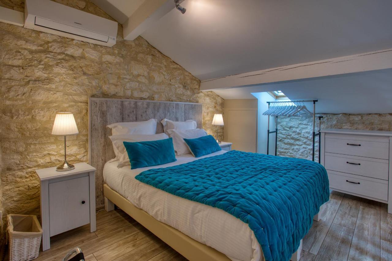Domaine Des Pierres Blanches - Gite La Salamandre Villa Carlux ภายนอก รูปภาพ